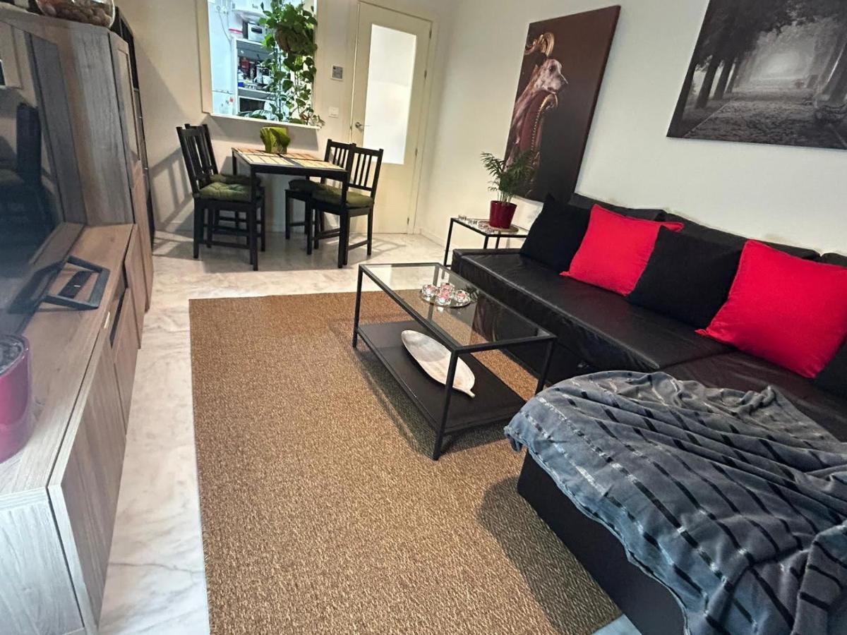Apartamento Suite Torre Alta Parking Gratis Sevilha Exterior foto