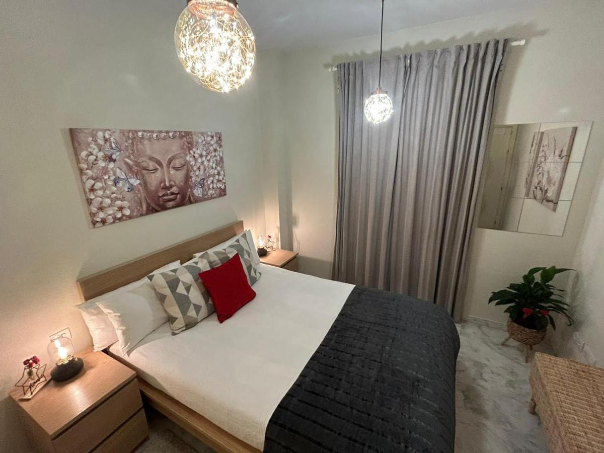 Apartamento Suite Torre Alta Parking Gratis Sevilha Exterior foto